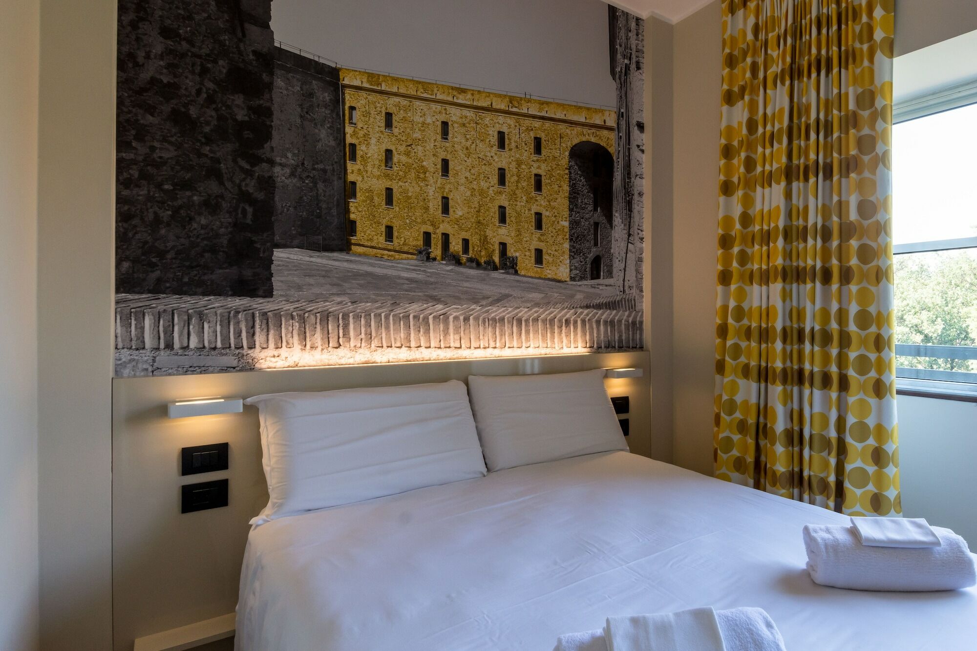 B&B Hotel Савона Екстериор снимка