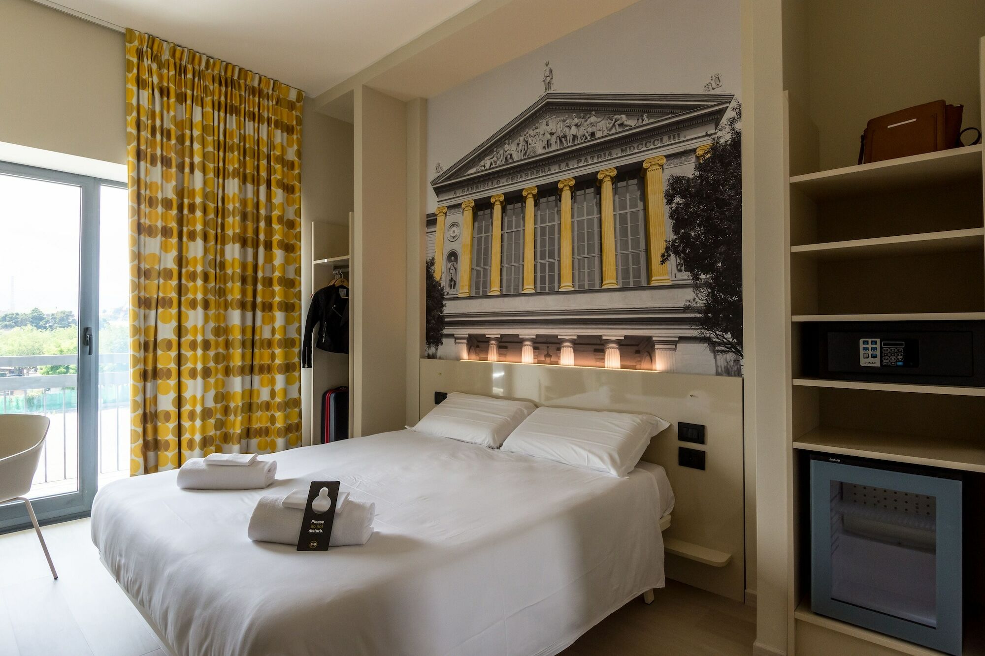 B&B Hotel Савона Екстериор снимка